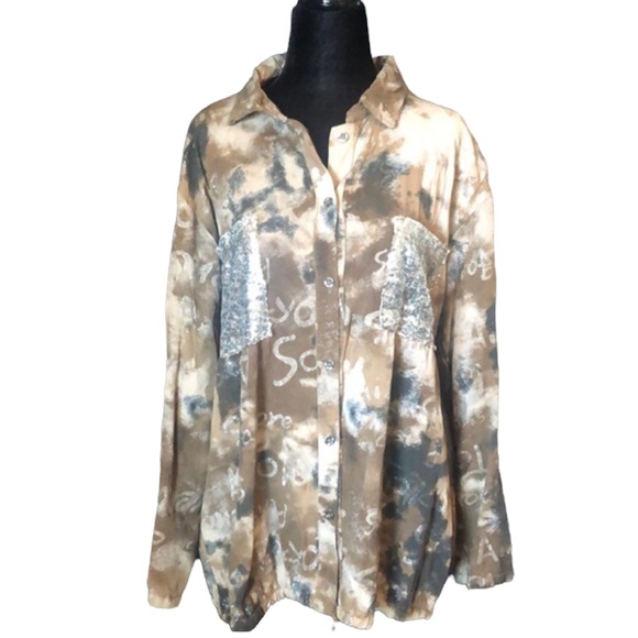 made in italy Tops - MADE IN ITALY bling blouse size one size